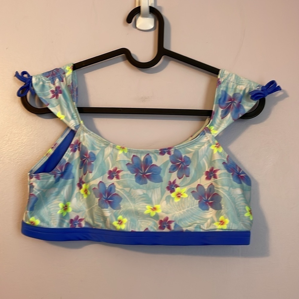 Hurley Cap Sleeve Wide Cinch Strap Floral Bikini Top size XL (13-15 years)